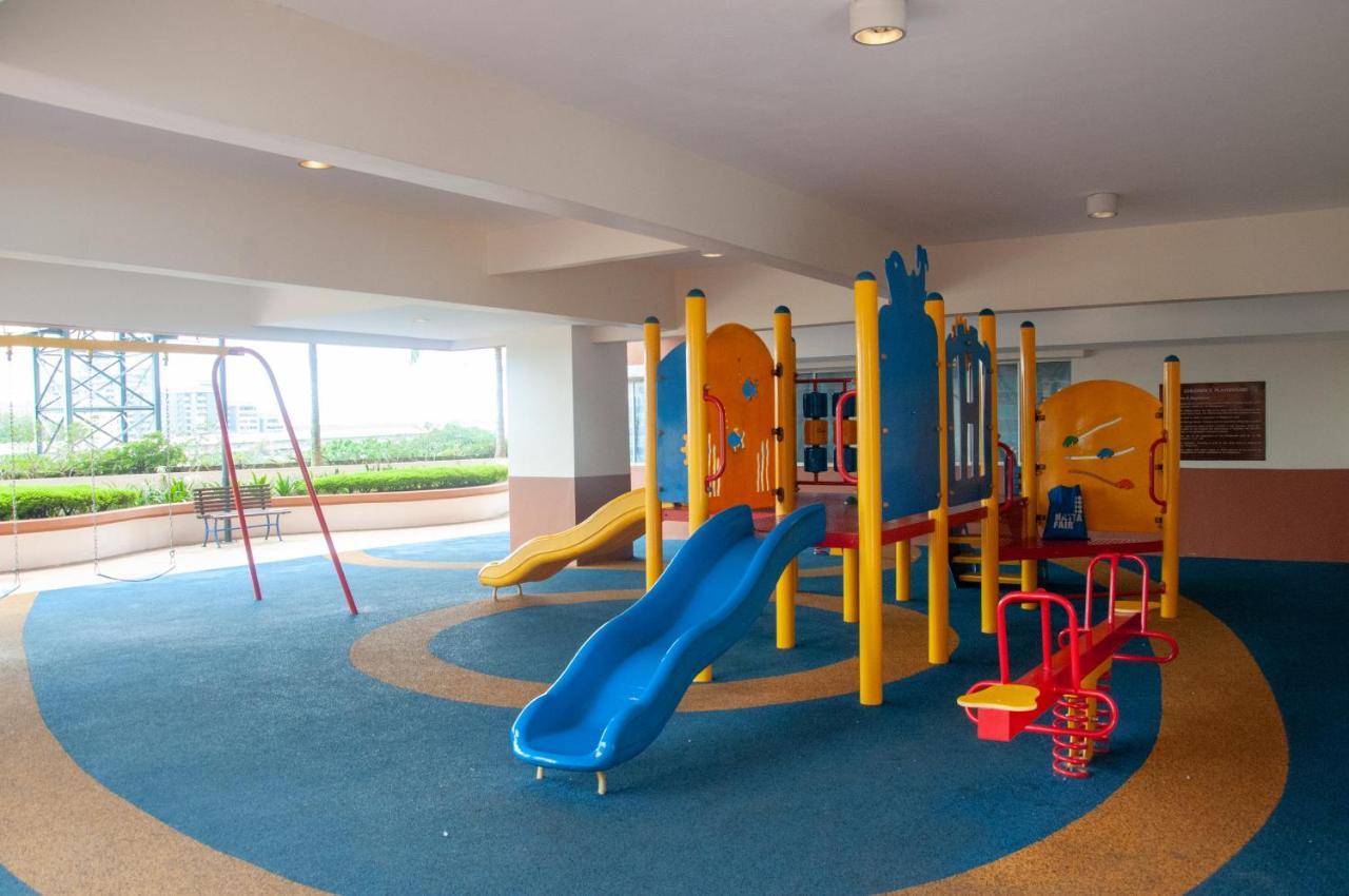 Five H Family Service Apartment Сері-Кембанган Екстер'єр фото